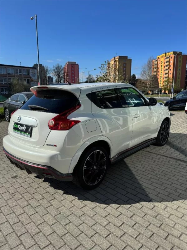 Nissan Juke 1,6 I DIG-T CVT-M7 147kW Nismo - foto 4