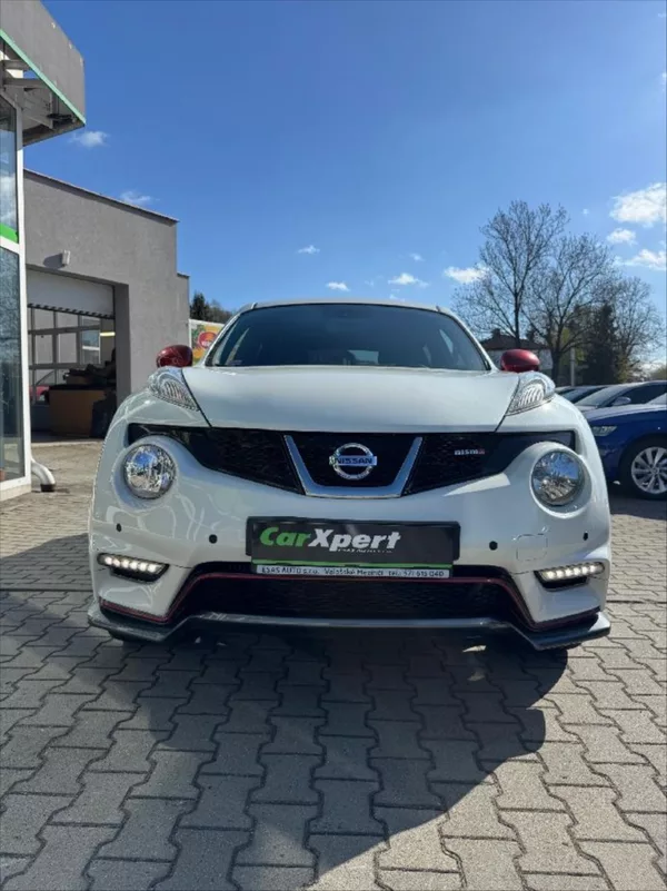 Nissan Juke 1,6 I DIG-T CVT-M7 147kW Nismo - foto 7