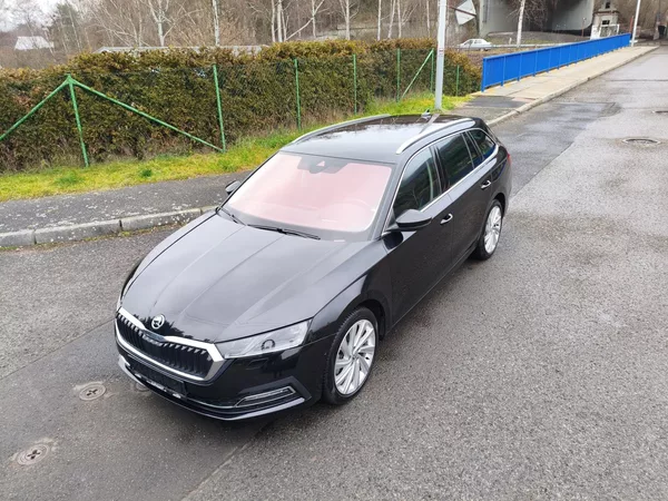 Škoda Octavia 2,0 TDI 110Kw DSG Style combi - foto 10