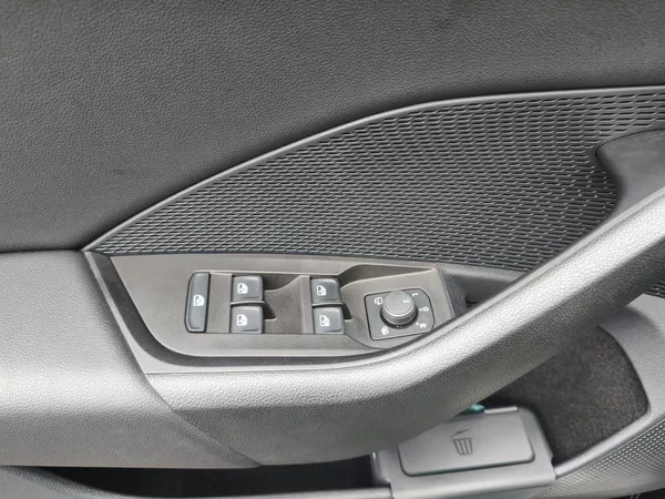 Škoda Octavia 2,0 TDI 110Kw DSG Style combi - foto 23