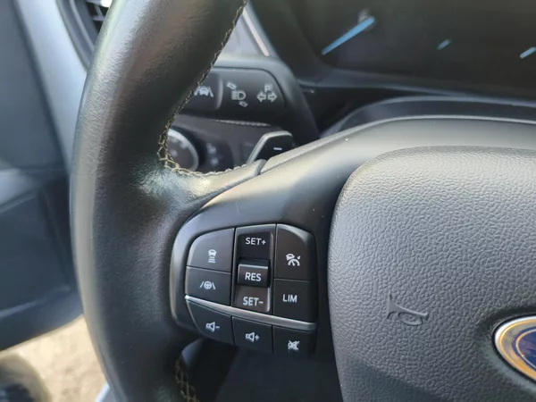 Ford Focus 2,0 Tdci 110Kw Vignale 8AT - foto 23