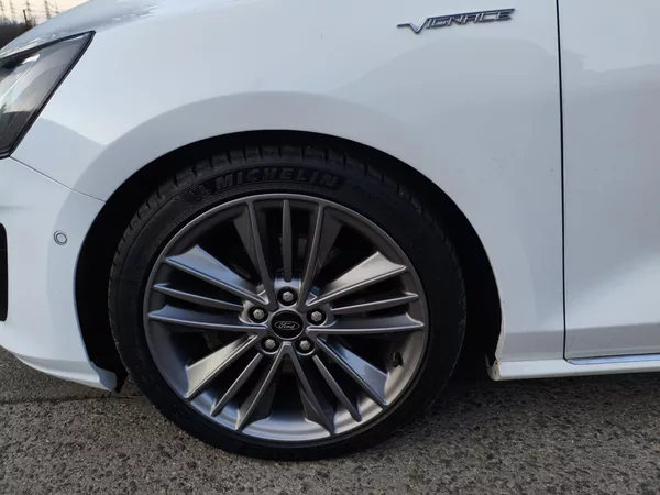 Ford Focus 2,0 Tdci 110Kw Vignale 8AT - foto 35