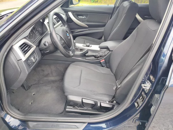 BMW Řada 3 318 D 105Kw combi - foto 11