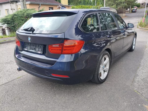 BMW Řada 3 318 D 105Kw combi - foto 6