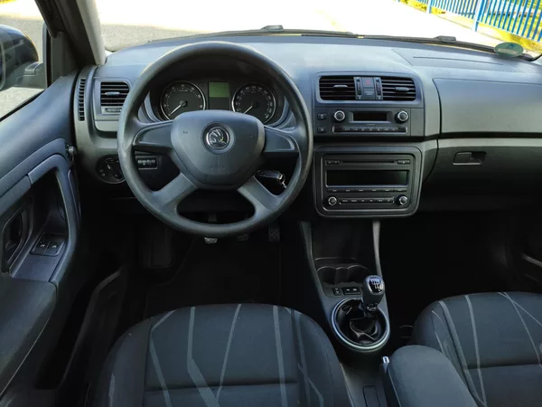 Škoda Fabia 1,2 TSI Style Fresh Combi - foto 17