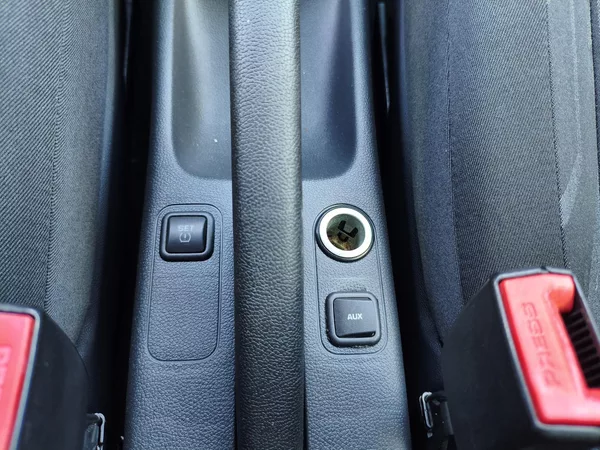 Škoda Fabia 1,2 TSI Style Fresh Combi - foto 25