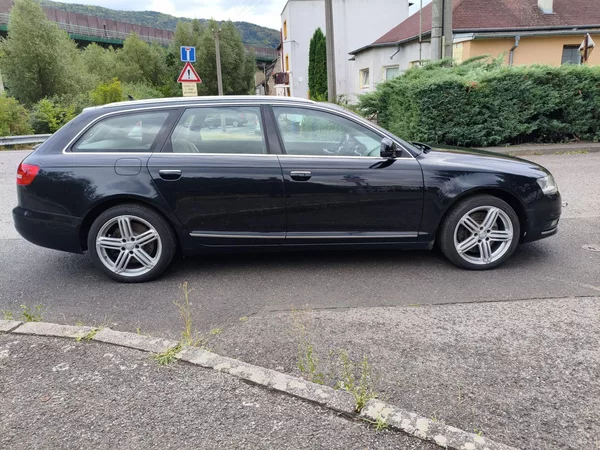 Audi A6 3,0 TDI Quattro Avant 176Kw - foto 5