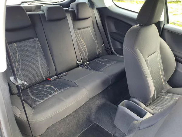 Peugeot 208 1,6 eHDI 68Kw - foto 15