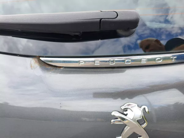 Peugeot 208 1,6 eHDI 68Kw - foto 30