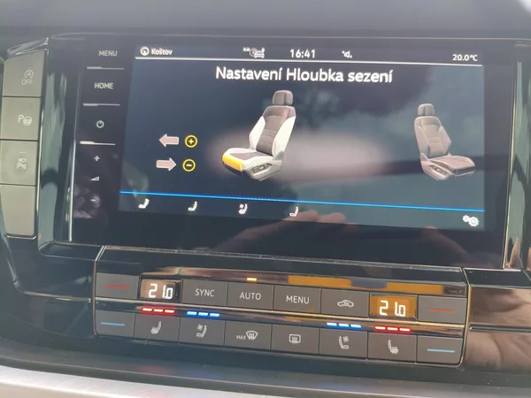 Volkswagen Touareg 3,0 TDI Individual 210 KW - foto 15