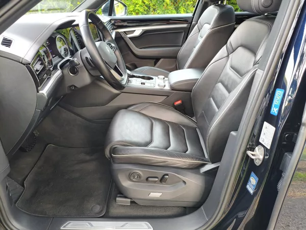 Volkswagen Touareg 3,0 TDI Individual 210 KW - foto 27