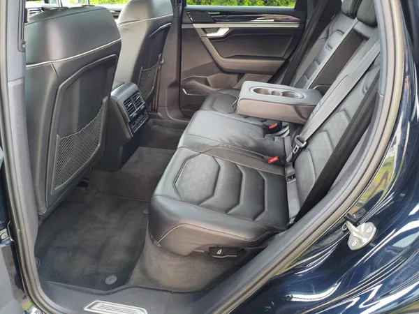 Volkswagen Touareg 3,0 TDI Individual 210 KW - foto 31