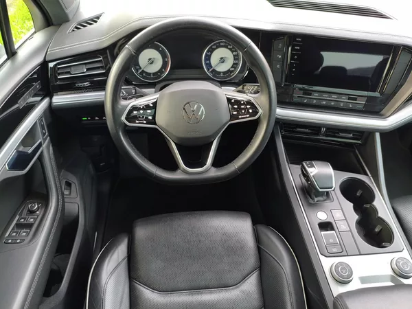 Volkswagen Touareg 3,0 TDI Individual 210 KW - foto 32