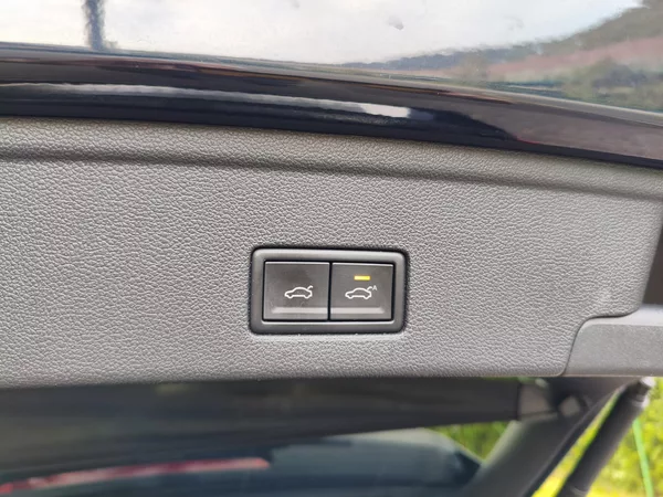Volkswagen Touareg 3,0 TDI Individual 210 KW - foto 34