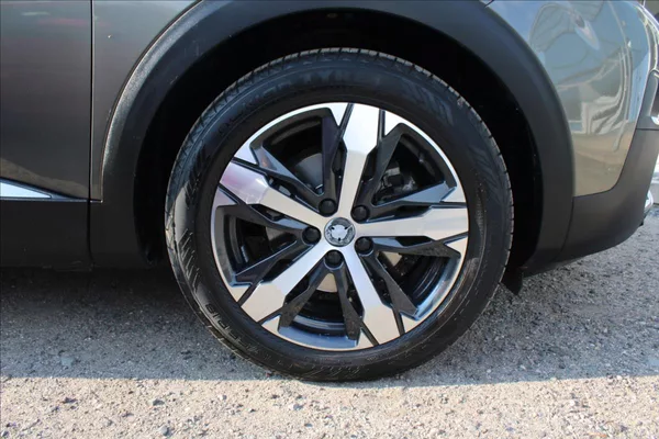 Peugeot 3008 1,2 PureTech 1.MAJ,ČR,ALLURE - foto 29