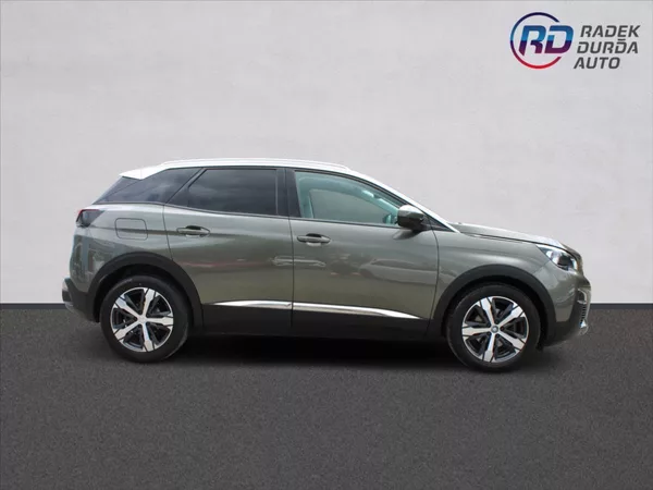 Peugeot 3008 1,2 PureTech 1.MAJ,ČR,ALLURE - foto 4
