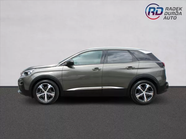 Peugeot 3008 1,2 PureTech 1.MAJ,ČR,ALLURE - foto 8