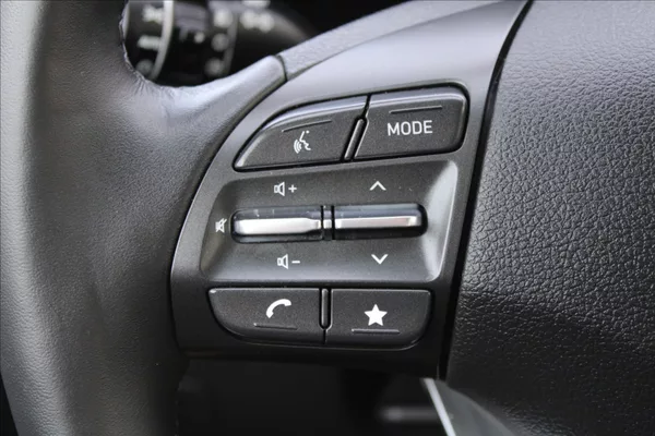 Hyundai i30 1,5 CVVT ČR,1MAJ,STYLE,ZÁRUKA - foto 21
