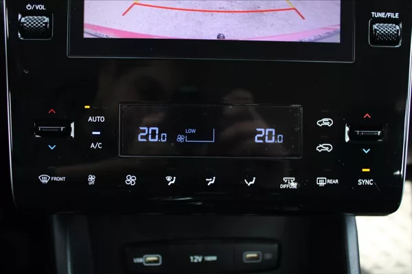 Hyundai Tucson 1,6 T-GDI ČR,1.MAJITEL, SMART - foto 16