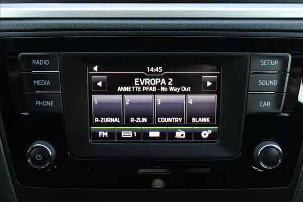 Škoda Rapid 1,4 TDI NOVÉ V ČR - foto 11