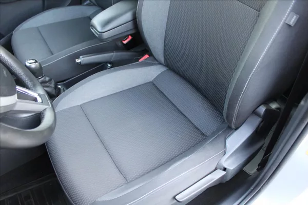 Škoda Rapid 1,4 TDI NOVÉ V ČR - foto 20