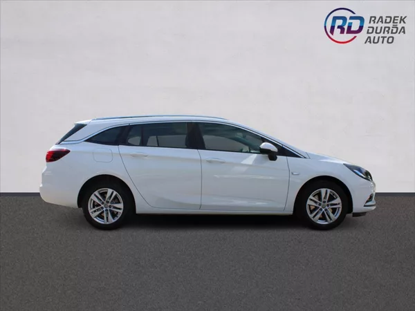 Opel Astra 1,6 CDTi AUTOMAT,DPH,TAŽNÉ - foto 4
