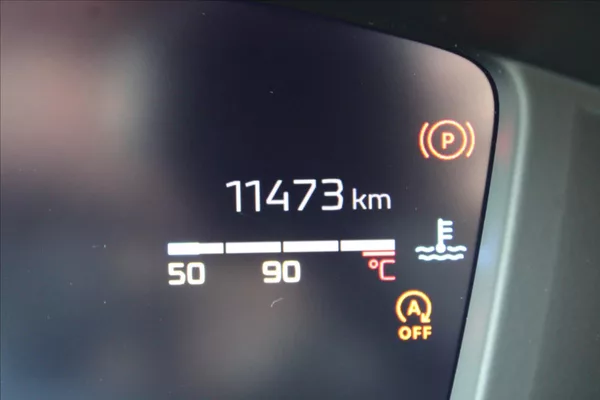 Peugeot 2008 1,2 PT ČR,1.MAJ.ALLURE,ZÁRUKA - foto 9