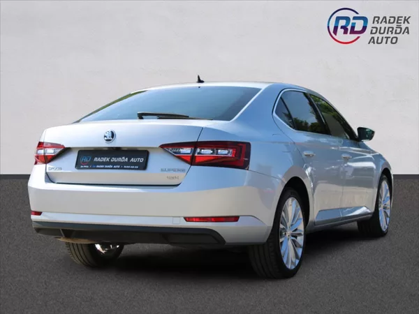 Škoda Superb 2,0 TDI 1.MAJ,A/T,4x4,STYLE - foto 5