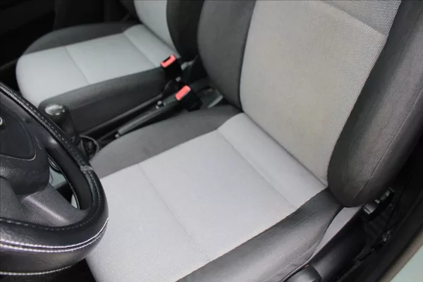 Škoda Fabia 1,2 HTP NOVÉ V ČR,KLIMATIZACE - foto 13
