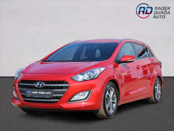 Hyundai i30 1,6 i ČR,1.MAJ,WEEKEND DESIGN