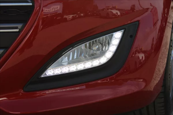Hyundai i30 1,6 i ČR,1.MAJ,WEEKEND DESIGN - foto 25