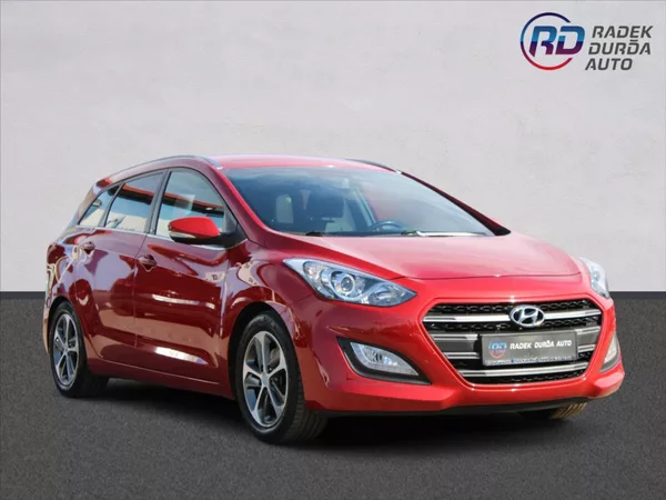 Hyundai i30 1,6 i ČR,1.MAJ,WEEKEND DESIGN - foto 3
