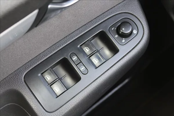 Volkswagen Sharan 2,0 TDI AUTOMAT,7 MÍST - foto 18