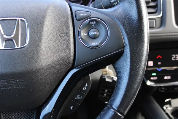 Honda HR-V 1,5 V-TEC ČR,1.MAJ,ELEGANCE - foto 18
