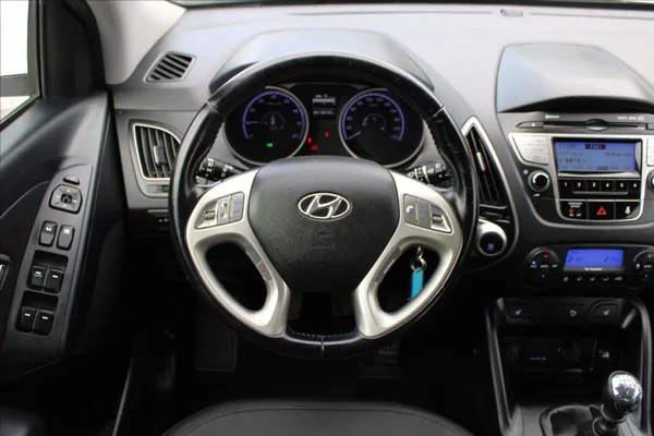 Hyundai ix35 1,6 i ČR,TAŽNÉ,TRIKOLOR PLUS - foto 10
