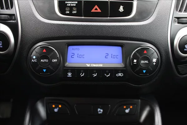 Hyundai ix35 1,6 i ČR,TAŽNÉ,TRIKOLOR PLUS - foto 13