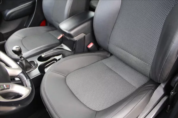 Hyundai ix35 1,6 i ČR,TAŽNÉ,TRIKOLOR PLUS - foto 20