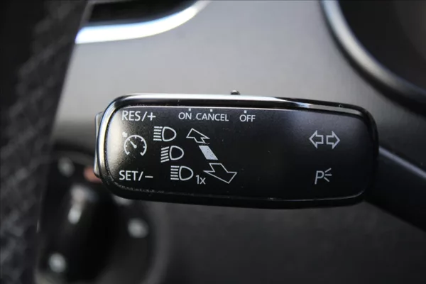Škoda Octavia 2,0 TDI ČR,TAŽNÉ,ELEGANCE - foto 20
