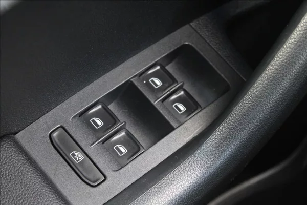 Škoda Octavia 2,0 TDI ČR,TAŽNÉ,ELEGANCE - foto 22