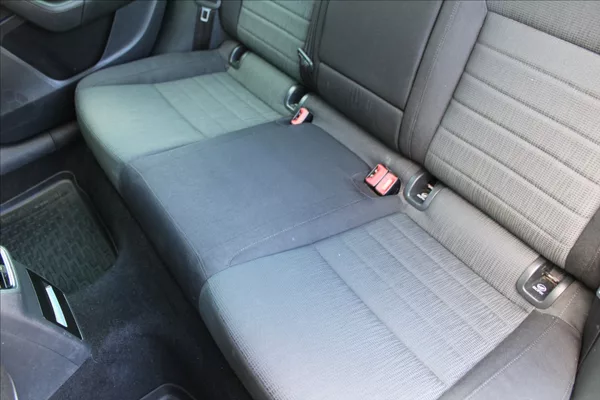 Škoda Octavia 2,0 TDI ČR,TAŽNÉ,ELEGANCE - foto 25
