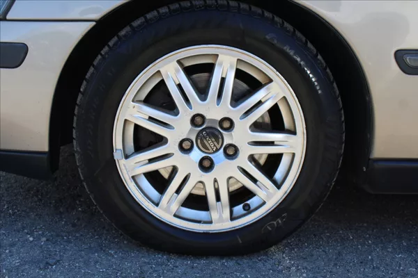 Volvo V70 2,4 D NOVÉ V ČR,1.MAJITEL - foto 18
