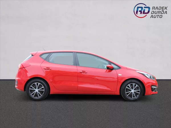 Kia Ceed 1,4 i NOVÉ V ČR - foto 4