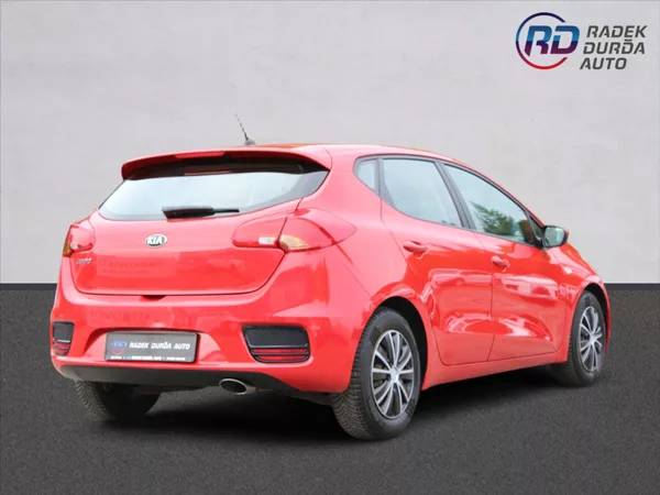 Kia Ceed 1,4 i NOVÉ V ČR - foto 5