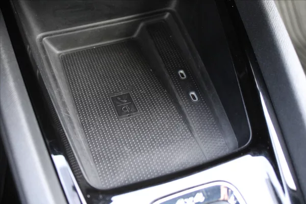 Škoda Octavia 2,0 TDI RS,AUTOMAT,4x4,120LET - foto 24