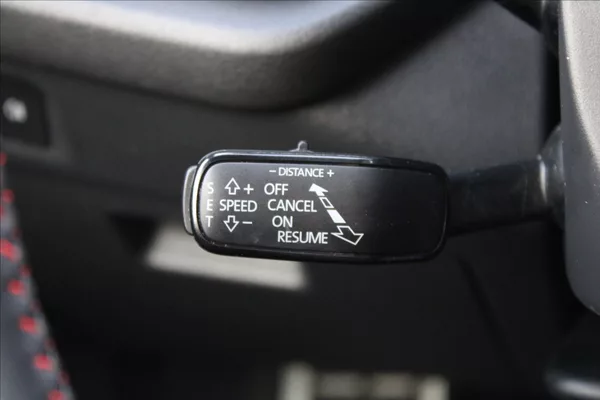 Škoda Octavia 2,0 TDI RS,AUTOMAT,4x4,120LET - foto 29