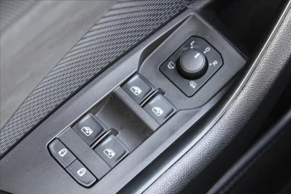 Škoda Octavia 2,0 TDI RS,AUTOMAT,4x4,120LET - foto 32
