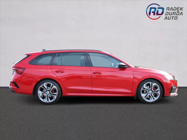 Škoda Octavia 2,0 TDI RS,AUTOMAT,4x4,120LET - foto 4