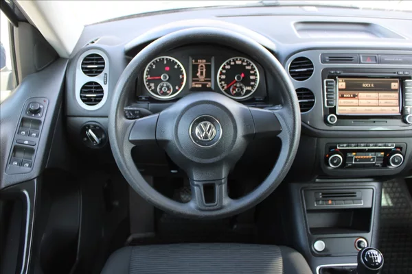 Volkswagen Tiguan 2,0 TDI VÝHŘEVY,TAŽNÉ - foto 10