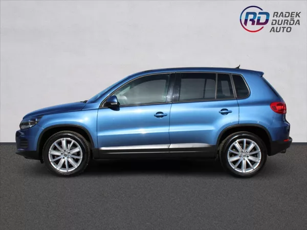 Volkswagen Tiguan 2,0 TDI VÝHŘEVY,TAŽNÉ - foto 8