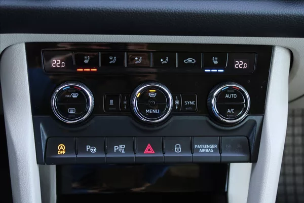 Škoda Kodiaq 2,0 TDI 7.MÍST,A/T,4x4,STYLE - foto 19